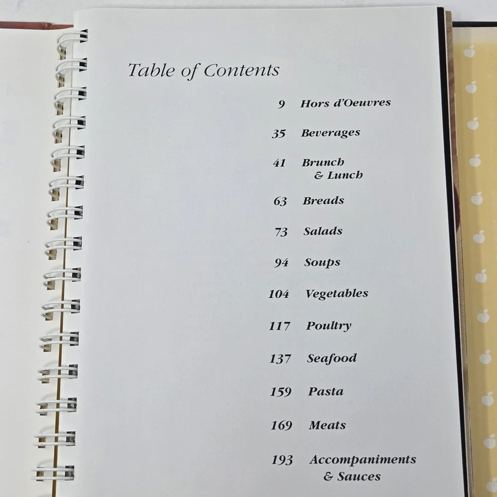 A Touch Of ATLANTA: Cookbook  Southern Hospitality By Marist School 1990